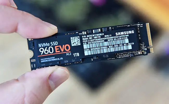 حافظه SSD از نوع NVMe حافظه SSD از نوع NVMe