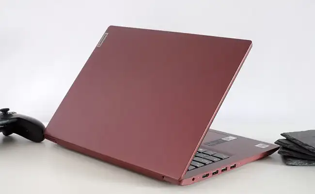 بدنه لپ تاپ لنوو IP3