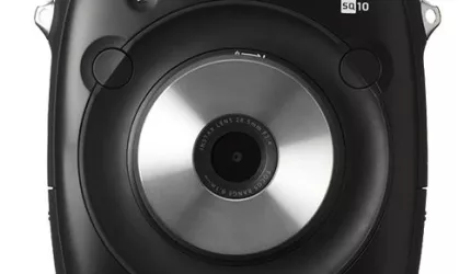 Fujifilm Instax Square SQ10 : ترکیبی از دوربین‌های دیجیتال و چاپ سریع فوجی‌فیلم!