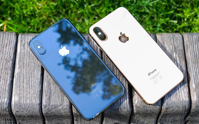 مقایسه آیفون X و XS
