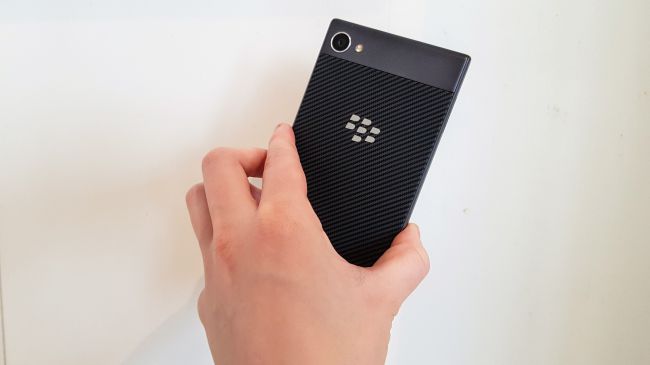 بررسی بلک بری موشن (Blackberry Motion)