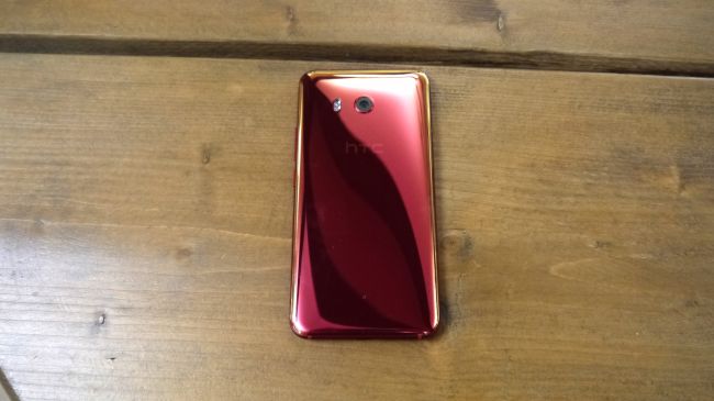 بررسی HTC U11 (اچ تی سی یو 11)