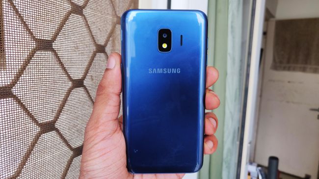 بررسی گلکسی جی 2 کور سامسونگ (Samsung Galaxy J2 Core)