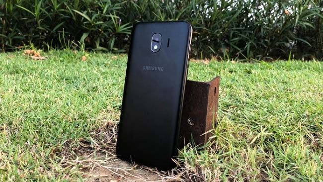 بررسی گلکسی جی 4 سامسونگ (Samsung Galaxy J4)