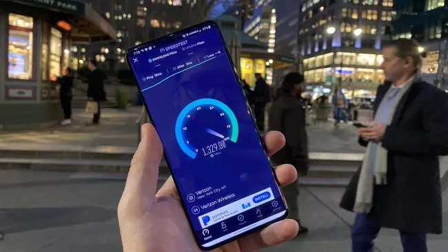 نقد و بررسی گلکسی S20 Plus 5G سامسونگ