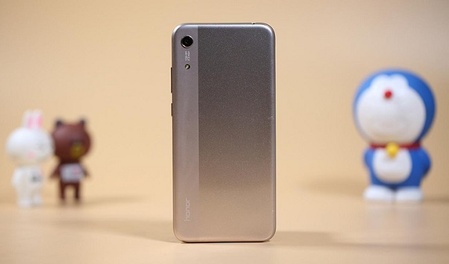 بررسی هوآوی Honor 8A 