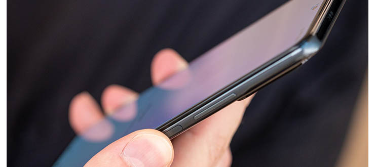 طراحی و کیفیت ساخت Xiaomi Poco F3