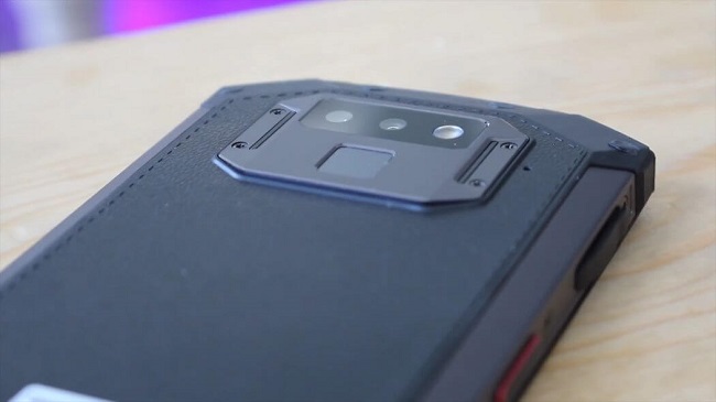 بررسی Doogee S70