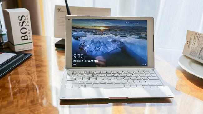 بررسی Alcatel Plus 10