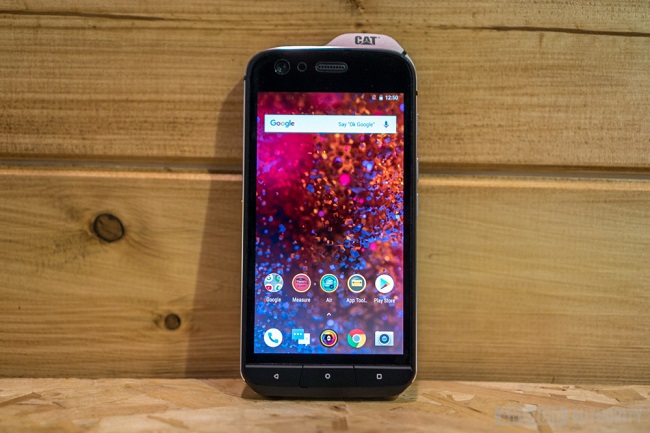 نقد و بررسی گوشی Cat S61