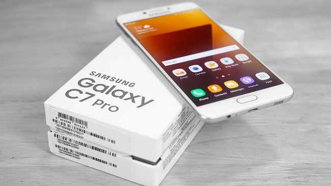 بررسی گلکسی C7 Pro