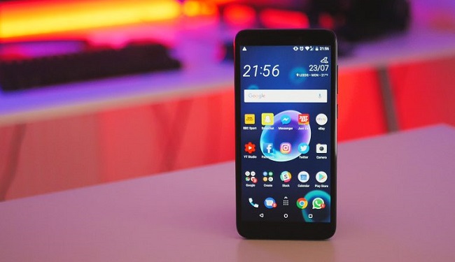 بررسی HTC Desire 12 