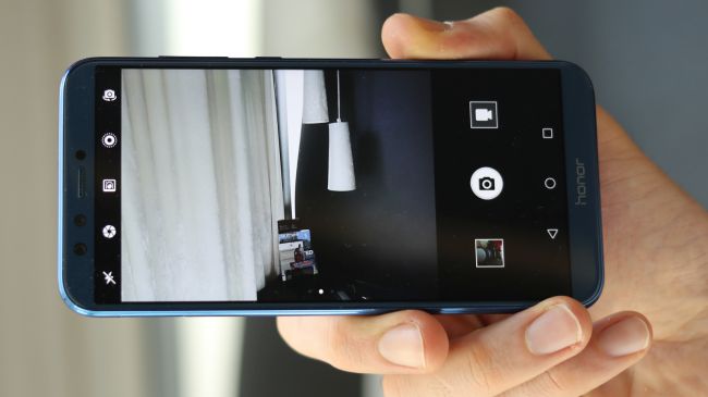 بررسی هوآوی Honor 9 Lite 