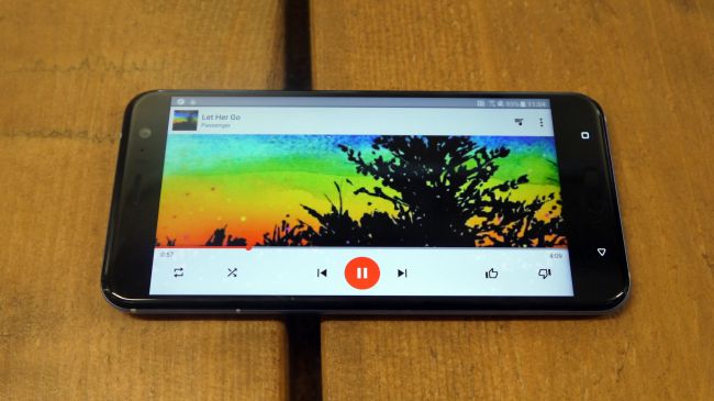 بررسی HTC U11 (اچ تی سی یو 11)
