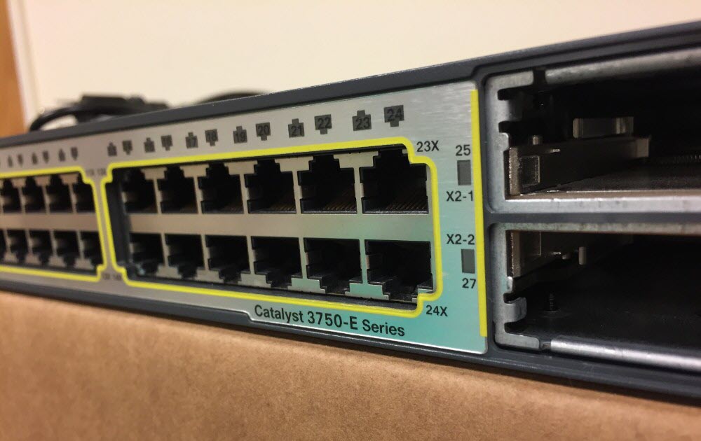 نقد و بررسی سوئیچ شبکه Cisco WS C3750E 24PD S