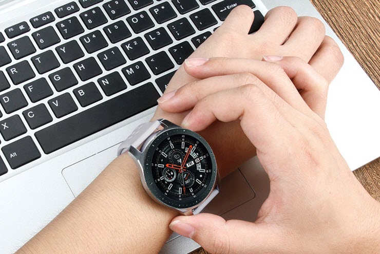 Samsung Galaxy Watch SM-R800
