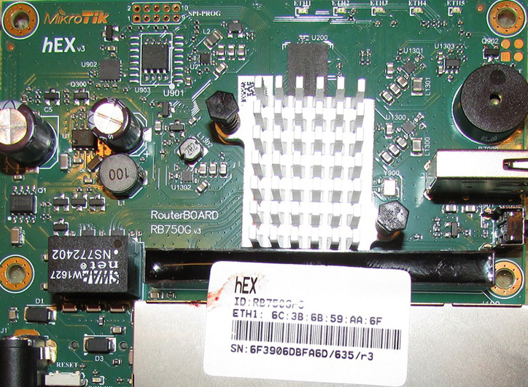 روتر میکروتیک hex RB750GR3