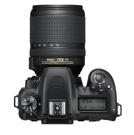 Nikon D7500 Kit 18-140mm