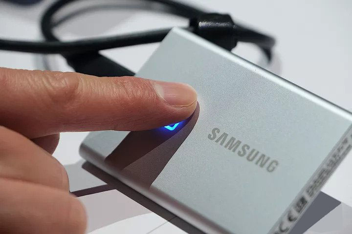 SSD اکسترنال T7 Touch سامسونگ