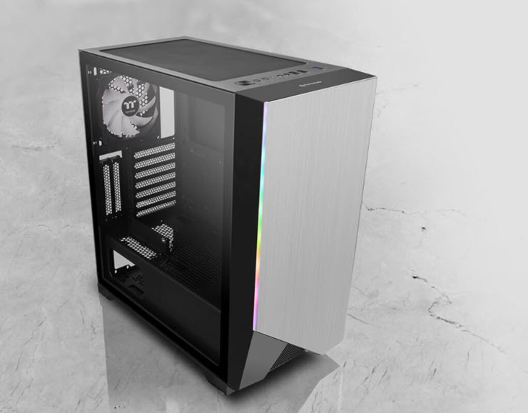 نقد و بررسی کیس ترمالتیک Thermaltake H550 RGB